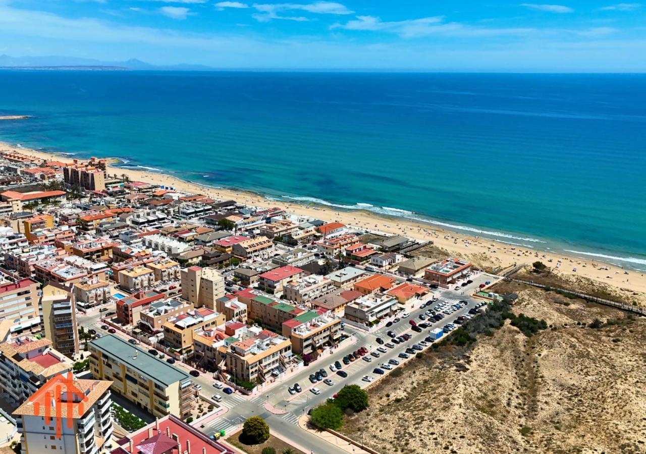 Chalet En La Mata A 50 Metros De La Playa